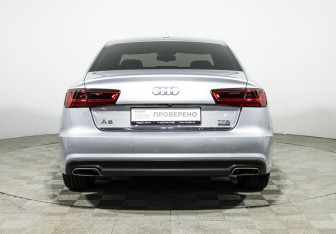 Подержанный автомобиль Audi A6 Sedan 2017 года (6 фото)