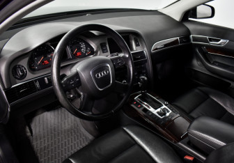 Подержанный автомобиль Audi A6 Sedan 2006 года (9 фото)