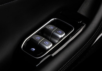 Подержанный автомобиль Exeed RX 2024 года (23 фото)