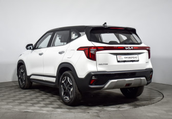 Подержанный автомобиль Kia Seltos 2026 года (7 фото)