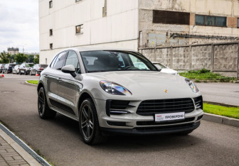 Подержанный автомобиль Porsche Macan 2019 года (5 фото)