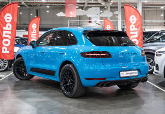 Подержанный автомобиль Porsche Macan 2016 года (16 фото)