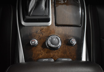 Подержанный автомобиль Infiniti QX60 2018 года (21 фото)