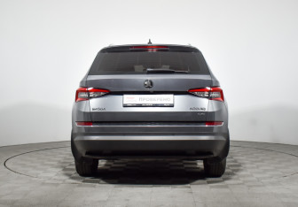 Подержанный автомобиль Skoda Kodiaq 2018 года (6 фото)