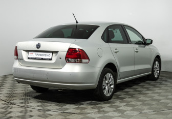 Подержанный автомобиль Volkswagen Polo Sedan 2014 года (5 фото)