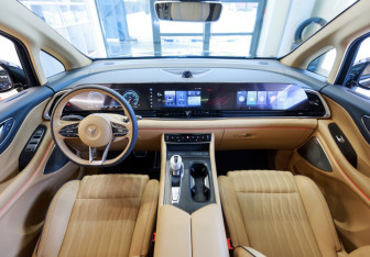 Новый Voyah Dream 2025 (8 фото)