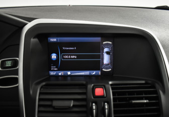 Подержанный автомобиль Volvo XC60 2011 года (16 фото)