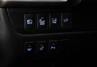 Подержанный автомобиль Toyota Highlander 2014 года (19 фото)