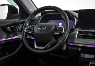 Подержанный автомобиль Chery Tiggo 8 Pro 2022 года (17 фото)