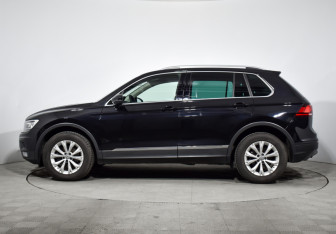 Подержанный автомобиль Volkswagen Tiguan 2018 года (8 фото)