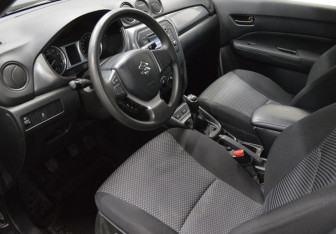 Подержанный автомобиль Suzuki Vitara 2019 года (10 фото)