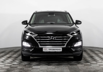Подержанный автомобиль Hyundai Tucson 2020 года (2 фото)