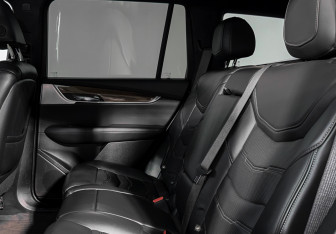 Подержанный автомобиль Cadillac XT6 2021 года (13 фото)