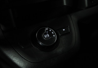 Подержанный автомобиль Citroen SpaceTourer 2019 года (15 фото)