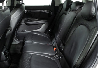 Подержанный автомобиль MINI Countryman 2022 года (10 фото)