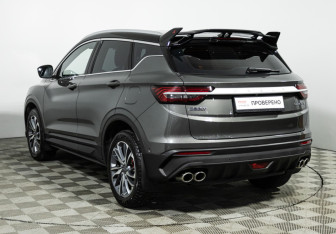 Подержанный автомобиль Geely Coolray 2023 года (7 фото)