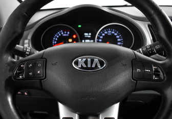 Подержанный автомобиль Kia Sportage 2014 года (14 фото)
