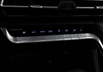 Подержанный автомобиль Changan CS35PLUS 2023 года (18 фото)