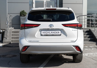 Новый Toyota Highlander 2025 (6 фото)