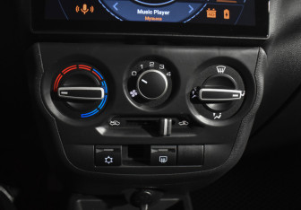 Подержанный автомобиль LADA (ВАЗ) Granta Wagon 2023 года (16 фото)