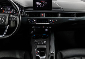 Подержанный автомобиль Audi A4 allroad 2016 года (16 фото)