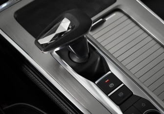 Подержанный автомобиль Exeed VX 2023 года (10 фото)