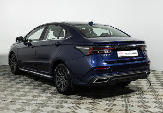 Подержанный автомобиль Omoda S5 2024 года (7 фото)