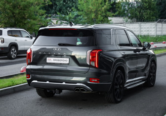 Подержанный автомобиль Hyundai Palisade 2021 года (6 фото)