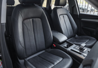 Подержанный автомобиль Audi Q5 2019 года (27 фото)
