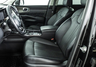 Подержанный автомобиль Kia Sorento 2020 года (17 фото)