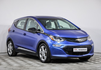 Подержанный автомобиль Chevrolet Bolt 2017 года (3 фото)