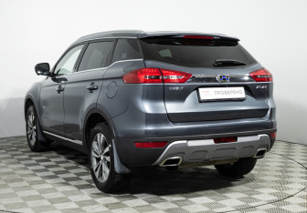 Подержанный автомобиль Geely Atlas 2021 года (7 фото)