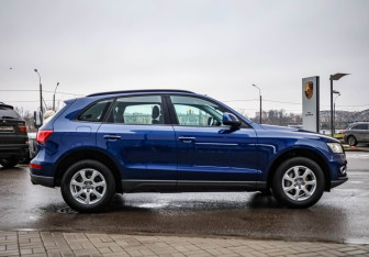Подержанный автомобиль Audi Q5 2014 года (4 фото)