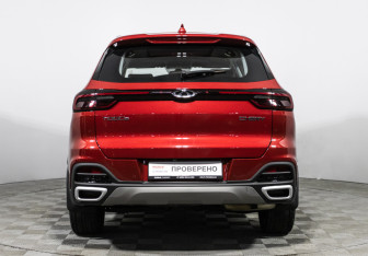 Подержанный автомобиль Chery Tiggo 8 2022 года (6 фото)