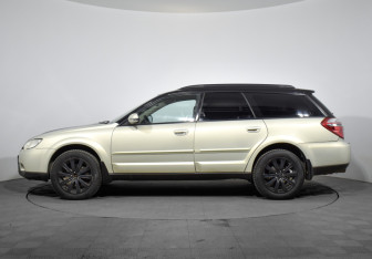 Подержанный автомобиль Subaru Outback Wagon 2006 года (8 фото)