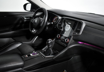 Подержанный автомобиль Renault Talisman Wagon 2016 года (13 фото)