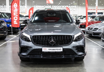 Подержанный автомобиль Mercedes-Benz GLC AMG 2016 года (3 фото)