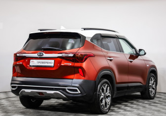 Подержанный автомобиль Kia Seltos 2020 года (7 фото)