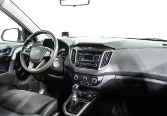 Подержанный автомобиль Hyundai Creta 2020 года (9 фото)