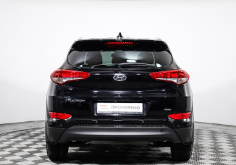 Подержанный автомобиль Hyundai Tucson 2018 года (6 фото)