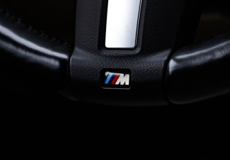 Подержанный автомобиль BMW X1 2021 года (17 фото)