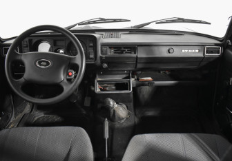 Подержанный автомобиль LADA (ВАЗ) 2105 2010 года (13 фото)