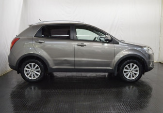 Подержанный автомобиль SsangYong Actyon 2011 года (4 фото)