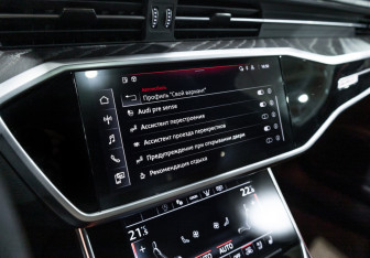 Подержанный автомобиль Audi A6 Sedan 2023 года (22 фото)