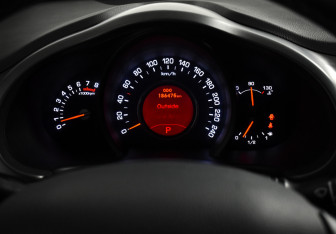 Подержанный автомобиль Kia Sportage 2012 года (18 фото)