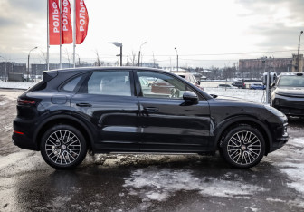 Подержанный автомобиль Porsche Cayenne 2018 года (4 фото)
