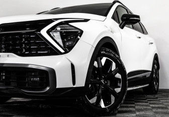 Подержанный автомобиль Kia Sportage 2022 года (3 фото)