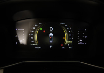 Подержанный автомобиль Geely Atlas Pro 2024 года (11 фото)