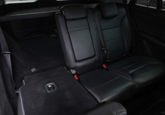 Подержанный автомобиль Mercedes-Benz GLE 2016 года (27 фото)