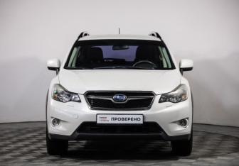 Подержанный автомобиль Subaru XV 2013 года (2 фото)